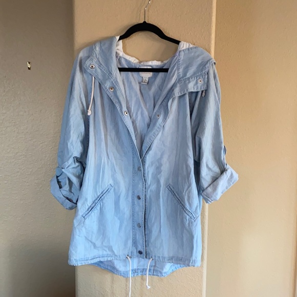 Forever 21 Jackets & Blazers - Hooded Light Jacket